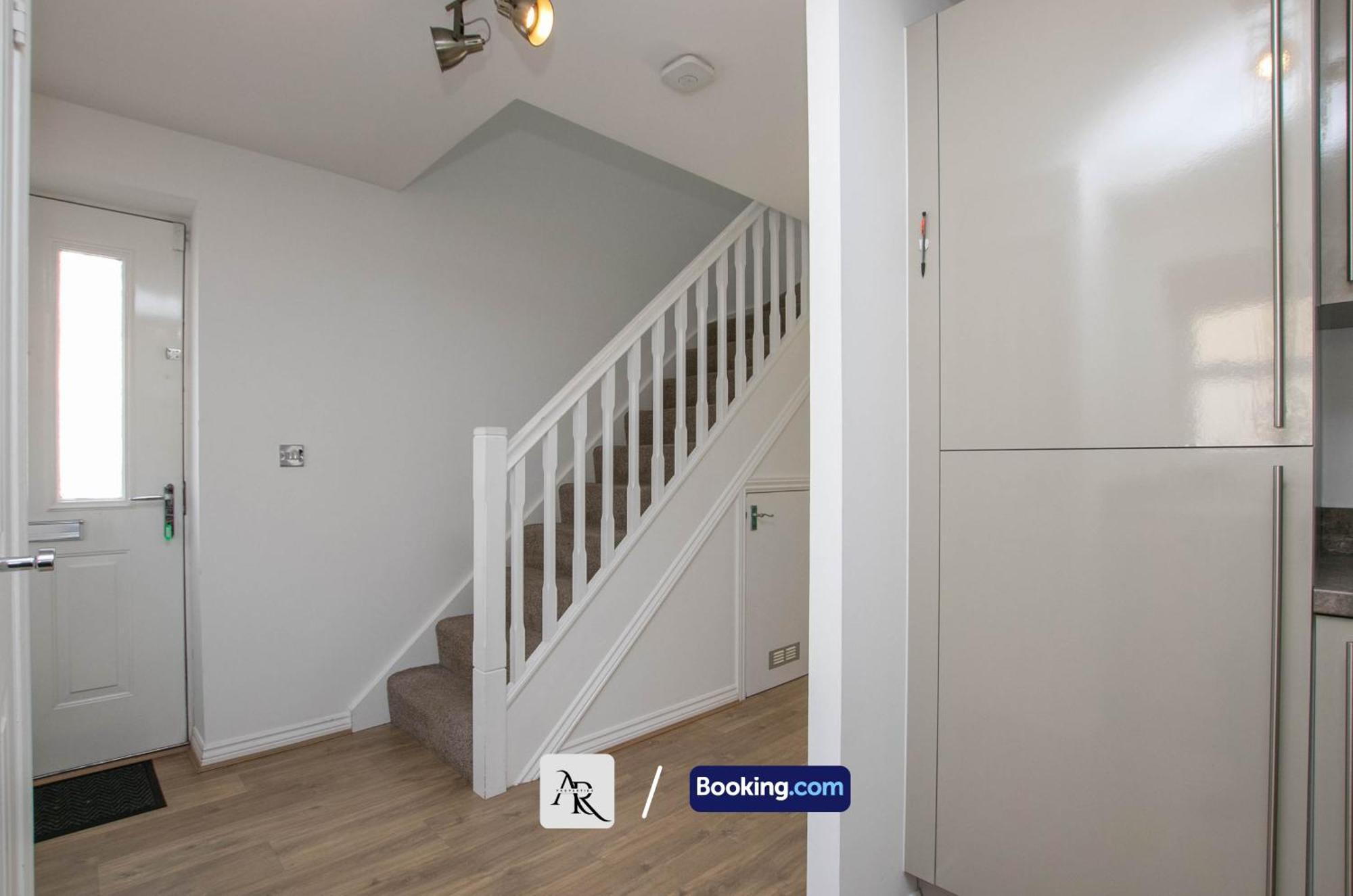 Cozy House By Ar Properties Short Lets & Serviced Accommodation Колчестър Екстериор снимка